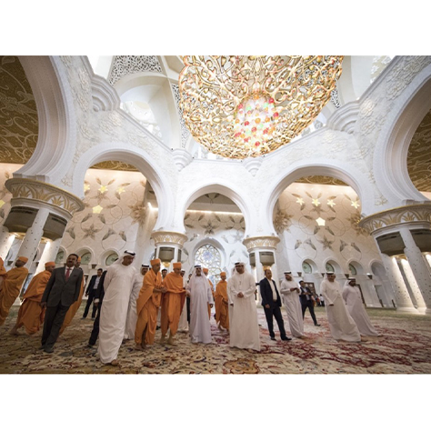 As a part of his travels to the UAE in April 2019, His Holiness Mahant Swami Maharaj visited the Sheikh Zayed Grand Mosque in Abu Dhabi, where he shared a special prayer for peace and harmony.