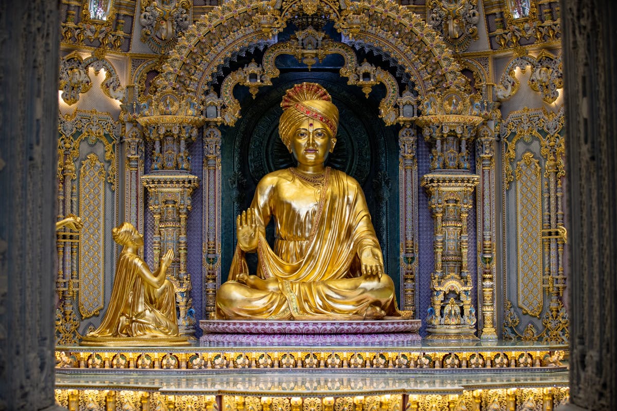 Murti of Bhagwan Swaminarayan in BAPS Swaminarayan Akshardham, New Delhi.